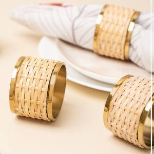 Ensemble d'anneaux de serviette modernes et luxueux faits à la main, écologiques, durables, en métal, emballage personnalisé pour la table de mariage ou les fêtes - Product Image 1