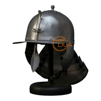 Casque de hussard médiéval 18GA style rond reproduction moderne d'un casque historique d'origine polonaise