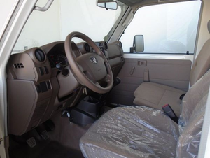 Sièges en cuir 4x4 AWD d'occasion, pas chers, pour Hardtop 4.5L cinq places - Product Image 5