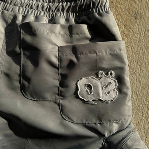 Shorts en nylon personnalisés tendance 2026, OEM, avec logo brodé en nylon mémoire, boutons sur le côté, poches latérales pour la natation, shorts en nylon pour hommes - Product Image 5