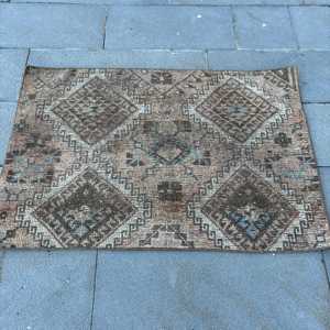 2.6x3.9 ft Small Turkish Vintage Rug, <b>Brown</b> Check <b>Wool</b> Rug - Product Image 3