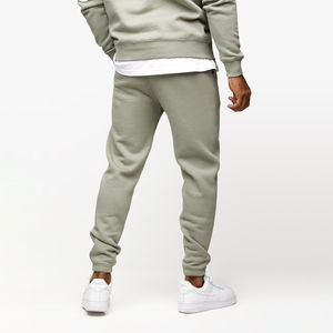 Chándal acogedor para hombre Chándales de alta calidad Algodón elegante hecho Moda OEM ODM Streetwear Conjuntos de chándal de ajuste cómodo - Product Image 5