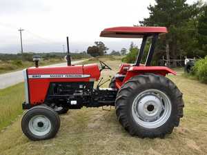Tractor de Ruedas Usado Massey Ferguson 290, 120HP, 4WD, Transmisión por Engranajes, Bomba de Caja de Cambios, Implementos Agrícolas de Alta Gama, 1 Año de Garantía - Product Image 5