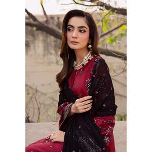 Conjunto de traje de 3 piezas para mujer: Camisa de batik bordada con dupatta de gasa teñida y pantalón bordado - BIC-4753 - Product Image 6