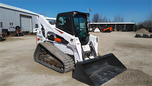 2021 Bobcaat T870 Mini Loader High Efficiency EPA Approved Wheel Steer with Powerful Engine Bucket Attachment Used Condition - Product Image 6