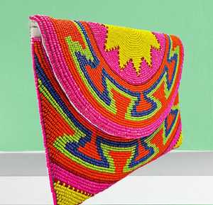 Luxury <b>Fuchsia</b> Pink Seed Bead Crossbody Chain Clutch <b>Handbag</b> Crystal and Rhinestone Evening Bag with Striped Envelope Pattern - Product Image 2