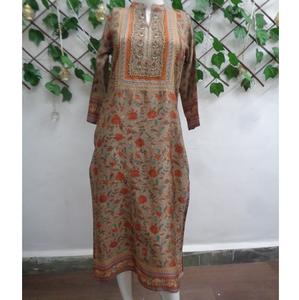 Venta caliente tela viscosa Premium ropa India conjunto de Kurta impreso Digital de mujer para ocasiones de fiesta de boda de la India - Product Image 1