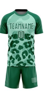 Uniforme de Fútbol Masculino de Última Tendencia, Totalmente Personalizable, Manga Corta, Transpirable, de Secado Rápido, de Alta Calidad, con Colores y Diseños Personalizados - Product Image 2