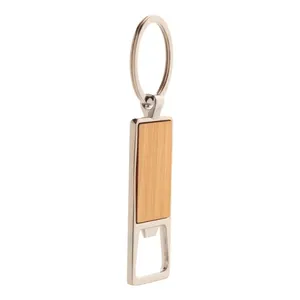 Portachiavi e Moschettoni Promozionali Personalizzati Boppen, Gadget Personalizzati con Funzione Apribottiglie - Product Image 5