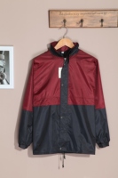 Bonne couleur imperméable à l'eau couture moto pluie costumes robuste randonnée manteau de pluie veste pantalon avec capuche cachée Aie évents