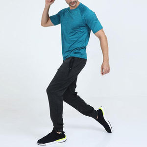 Meilleur prix Logo personnalisé T-shirt de gym pour hommes avec manches raglan unies Nouveau design Couleur unie - Product Image 6