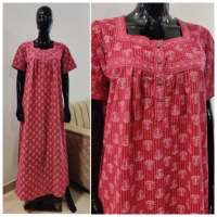 Robe de Nuit Longue Maxi en Coton pour Femme, Douce et Confortable, Motif Fleurs, Idéale pour la Maison, Disponible en Gros (Inde)