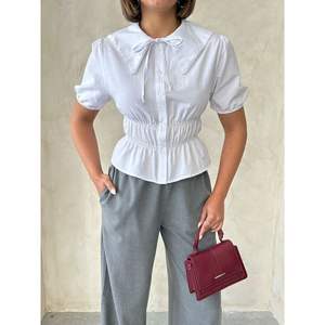 Camisa Casual con Detalle de Cuello Único y Diseño Fruncido - Product Image 5