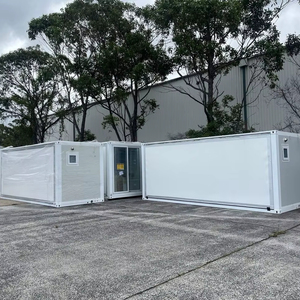 บ้านสำเร็จรูปจากตู้คอนเทนเนอร์ขนาด 40 ฟุต ขยายได้ 20-40 ฟุต 3 ห้องนอน โครงสร้างเหล็กและไม้ พับได้ แบบสำเร็จรูป ใช้เป็นโรงแรมกลางแจ้ง สำนักงาน หรือบ้านพัก ขาย - Product Image 1