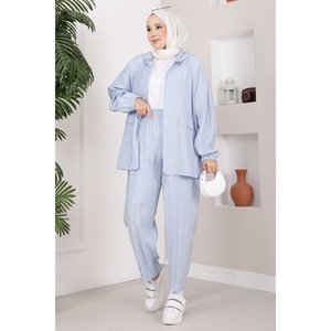 Conjunto de Dos Piezas con Capucha y Cierre de Cremallera en Azul Bebé, Estilo Casual Holgado para Primavera, Transpirable y Resistente al Viento, con Logotipo Impreso - Product Image 3