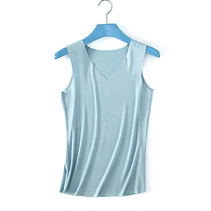 Custom Womens <b>Black</b> V Neck Seamless Tank <b>Top</b> Smooth Breathable <b>High</b> Elasticity Fitted Summer Base Layer Camisole - Product Image 4