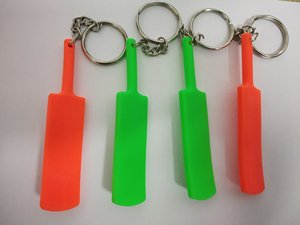 Porte-clés personnalisés en bois miniature de cricket, service OEM, en vrac, flottants, personnalisables, souvenirs sportifs, cadeaux promotionnels - Product Image 2