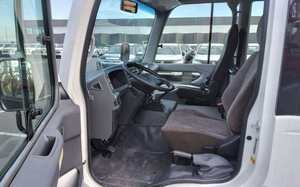 Minibús y Autobús Toyota Coaster 2024 de Buen Rendimiento, 22 Asientos, Diésel 4.2L, Vehículos Usados Listos para Enviar - Product Image 5