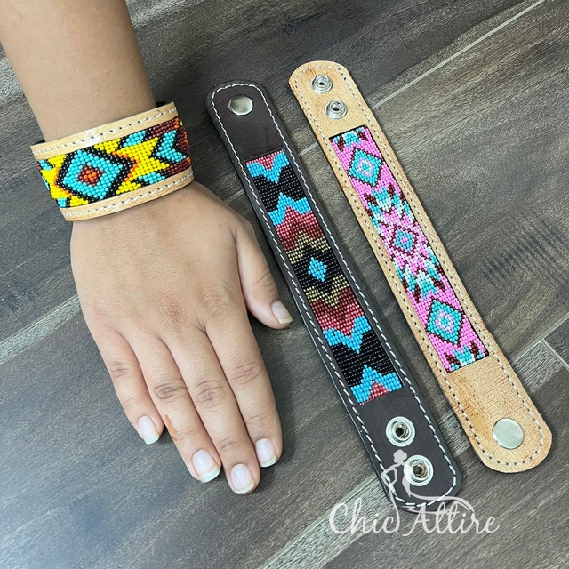 Wholesale Punk Jewelry Hand Tooled Genuine Leather Beaded Bracelets Top Selling Western Fashion Cuff Bracelet Bangles for Women