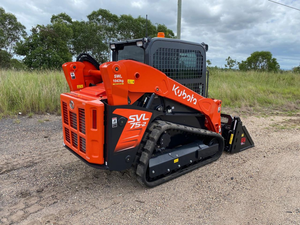 2024 Kubota SVL75-2 chargeuse sur chenilles compacte 74 HP avec godet Super état Skid Steer Ready Ship Core Motor Component Inclus - Product Image 6