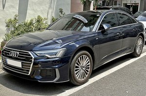 รถมือสอง ปี 2025 A6L 40/45 TFSI 2.0T เกียร์ 7 สปีด S-tronic DCT เบาะหนังหรูหรา ไฟหน้า LED กล้องมองหลัง ไมล์น้อย มาตรฐานยูโร 6 - Product Image 3