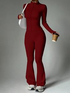 Vêtements de sport pour femmes en deux pièces rétro Y2K d'hiver, logo personnalisé en gros, coupe évasée, col à capuche, tenue décontractée - Product Image 6