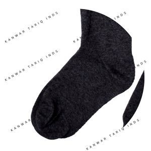 Pantalones cortos de entrenamiento para hombre personalizados de alta calidad para primavera otoño deporte informal ligero con logotipo impreso - Product Image 2