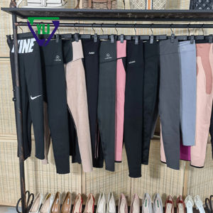 Fornitore di Fabbrica Pantaloni da Yoga Spessi Usati Invernali Casual per Adulti Leggings Pesanti Fornitura all'Ingrosso Balle di Abiti Usati da Donna - Product Image 1