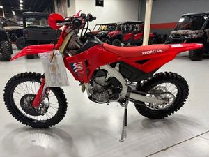 ประมูล-เสนอขาย รถมอเตอร์ไซค์ CRF450RX รุ่นปี 2026 ของแท้จากโรงงาน ใหม่เอี่ยม กำลังไฟ 1001-2000 วัตต์ ความเร็วสูงสุด >80 กม./ชม. พร้อมเงินดาวน์ - Product Image 6