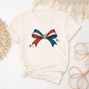 Maglietta con Bandiera Dominicana, T-Shirt Promozionale per il Mese della Memoria dell'Erbezza Ispanica, Regalo per la Repubblica Dominicana - Product Image 1