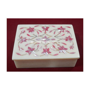 Caja de Joyería de Mármol Blanco Makrana con Incrustaciones de Nácar Rosa, Diseño de Incrustaciones de Flores Hechas a Mano con Forma Rectangular, para Guardar Anillos - Product Image 1