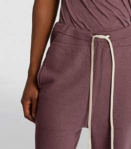 กางเกงวอร์มผู้ชายทรงโอเวอร์ไซส์ ผ้าฝ้าย 100% คุณภาพสูง ดีไซน์ทันสมัย ผลิตจำนวนมาก (OEM) เอวยางยืด มีเชือกผูก ปริมาณสั่งซื้อขั้นต่ำน้อย - Product Image 4