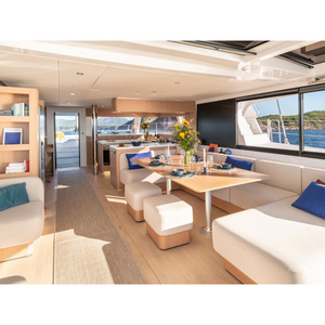 Bateau de plaisance Bali 5.8 Premium pour les amateurs d'aventure - Product Image 1