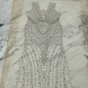 Meilleur prix 100% Polyester tissu perlé de luxe avec Zircon fait à la main fournisseur indien vêtements faisant tissé et motif de maille - Product Image 1