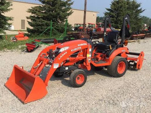 Tractor Usado BX1880 de 8 HP Más Vendido con Cortacésped, Cargador Frontal, Motor y Ruedas - Product Image 1