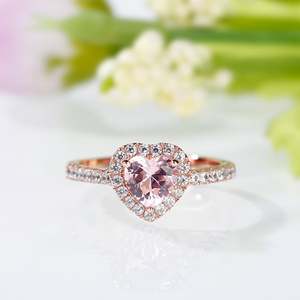 Anillo Jeulia con Incrustaciones de Plata de Ley y Morganita Sintética en Corte Corazón, Chapado en Oro Rosa - Product Image 5
