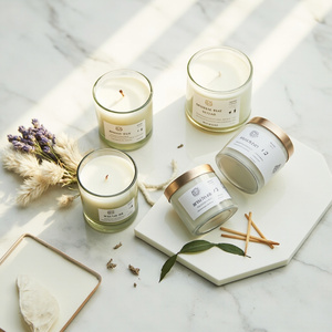 Bougie parfumée naturelle à la cire de soja, sans paraffine, aux huiles essentielles, parfum lavande, vanille, bois de santal, coffret cadeau pour les amateurs de bougies - Product Image 2