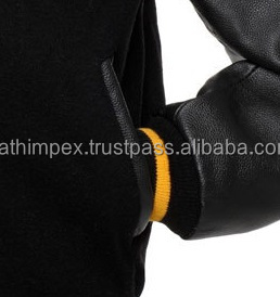 Veste universitaire Letterman noire personnalisée unisexe pour le collège Stock prêt en laine, manches en cuir et fermeture à bouton pression en toile - Product Image 6