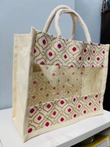 Peinture de teinture de fenêtre en PVC imprimé logo personnalisé petite toile de jute portable cadeaux de jute naturelle shopping sacs de mariage pour dames - Product Image 5