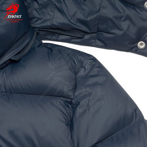 Veste d'hiver matelassée pour femme de qualité supérieure, conçue pour un usage décontracté, au look épuré et au toucher doux pour une tenue confortable toute la journée. - Product Image 5