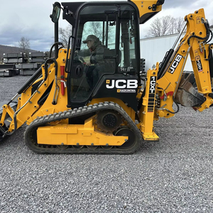 Motor diésel JCB 1CX 2023 retroexcavadora usada de 4 toneladas con tracción en las ruedas 4x4 60 KW 3500 4662 Kg HYDAC - Product Image 6