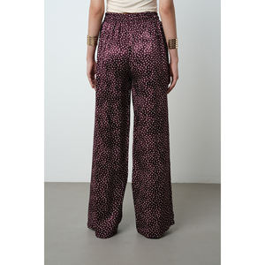 กางเกงขากว้างลายเบอร์กันดีสำหรับผู้หญิงพร้อมขอบเอวยางยืดที่สวมใส่สบาย - Product Image 5