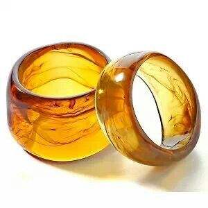 Brazaletes de Resina Impermeables Hechos a Mano de Primera Calidad para Damas - Joyería Elegante y Personalizable para Boutiques Minoristas y Plataformas en Línea - Product Image 2