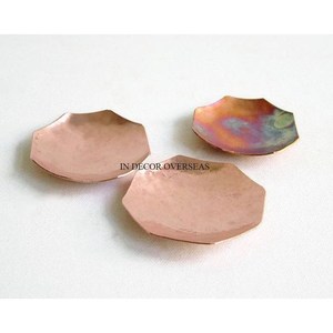 <b>Square</b> Shaped Curved <b>Edges</b> Black And White Color Strips Designer Set Of 4 Table Decorative Coasters Supplies In Impressive Price - Product Image 4