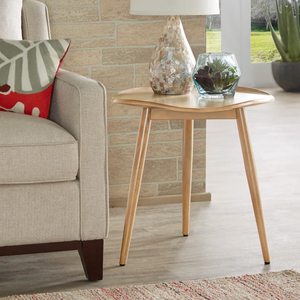 Idellar โต๊ะไม้แท้พร้อมชั้นเก็บของหวายแบบปรับได้สำหรับเฟอร์นิเจอร์ห้องนั่งเล่นที่บ้าน - Product Image 1