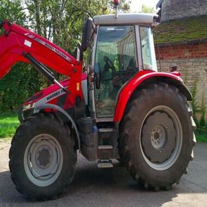 Tracteurs à roues Massey Ferguson 5S 125 4x4 d'occasion, automatiques, avec pompe à huile, boîte de vitesses, roulements, pour usage agricole, 100 CV, 145 CV, 155 CV, pas cher - Product Image 1
