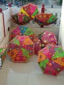 Venta al por mayor lote de indio Vintage Parasol del algodón de la mano bordado paraguas - Product Image 2