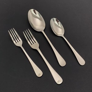 Vente en gros 18/0 acier inoxydable couteau fourchette cuillère élégant style asiatique couverts miroir argent métal élégant mariage couverts - Product Image 6