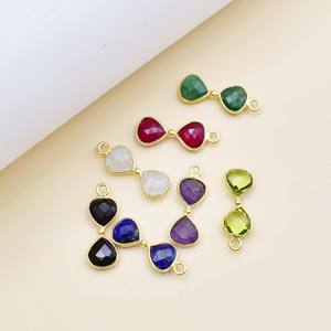 Charm de Calcedonia Agua con Engaste de Bisel, Colgante de Reloj de Arena, Forma de Corazón, Charm de Doble Piedra, Charm Chapado en Oro Hecho a Mano, Estilo Boho y Hippie - Product Image 6