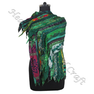 Sari en soie recyclée, 15 bandes, écharpes indiennes faites à la main, étoles d'été modernes pour filles, fabricants en gros de l'inde - Product Image 6